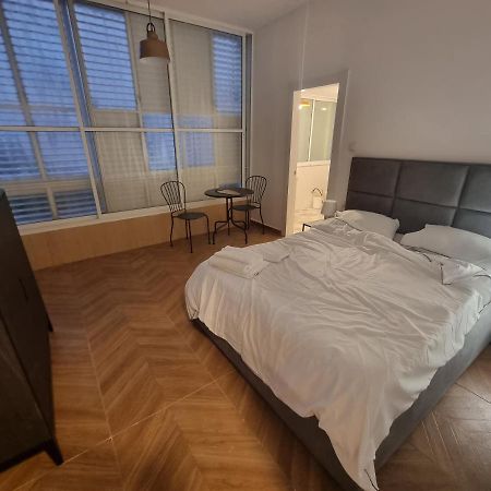 הברון Baron Lägenhet Rishon LeZion Exteriör bild
